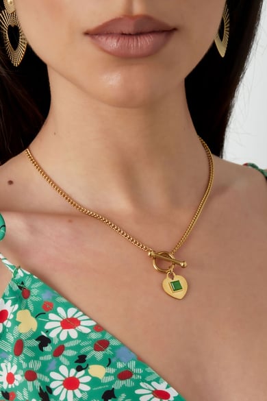 Runder Kettenverschluss und grünes Herzdetail – Goldfarbe - Goldfarbefarbe h5 Bild3